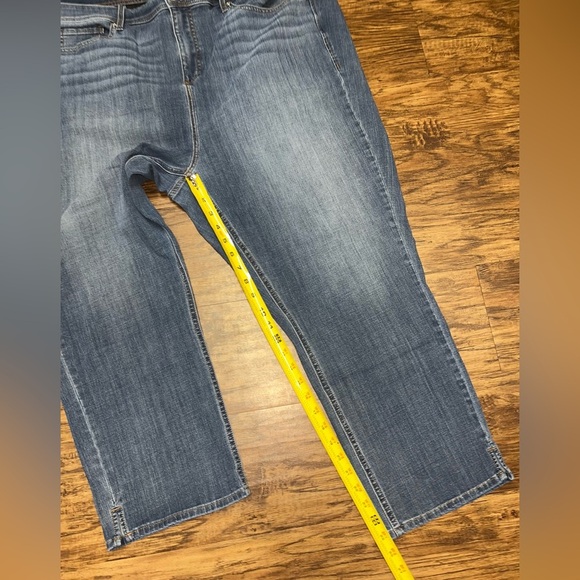 NYDJ Shape Curves 360 Capris Plus Size 28 - Picture 8 of 10